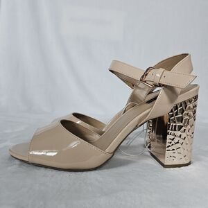Parker And Sky Women's Size 10 Nude Beige Open Toe Ankle Strap Block Heels